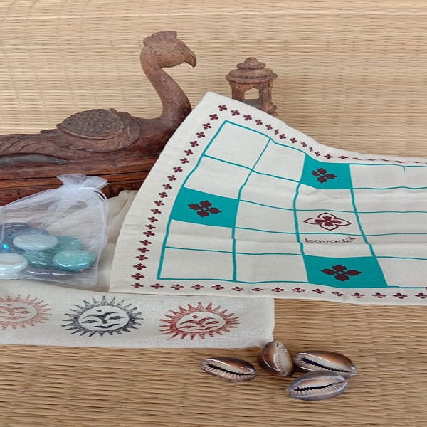 natural and artistic